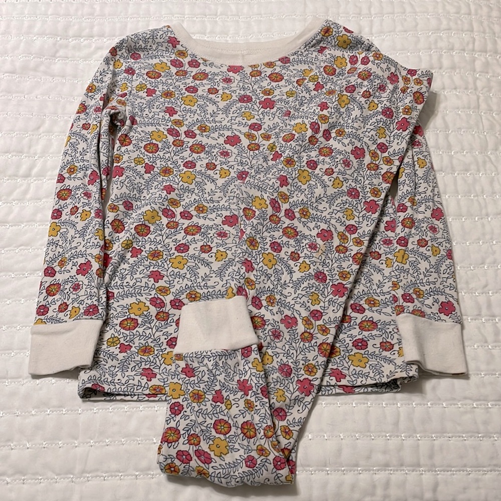 Old Navy girls floral pajama set